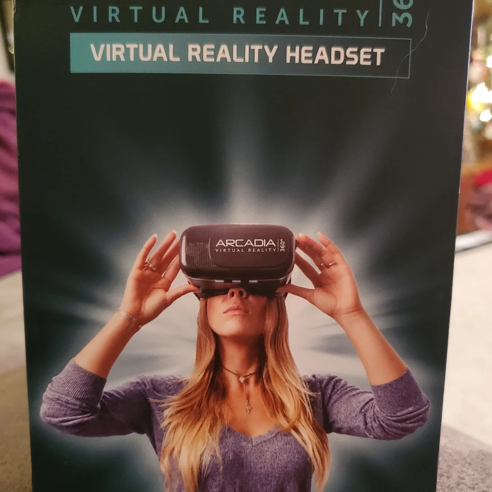 ARCADIA VIRTUAL REALITY HEADSET 360 Brand New Sealed Never Opened
